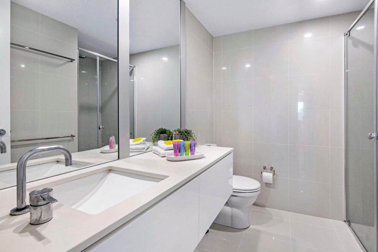 Q Tower At Surfers Paradise - Self Contained Apartments 골드코스트 외부 사진